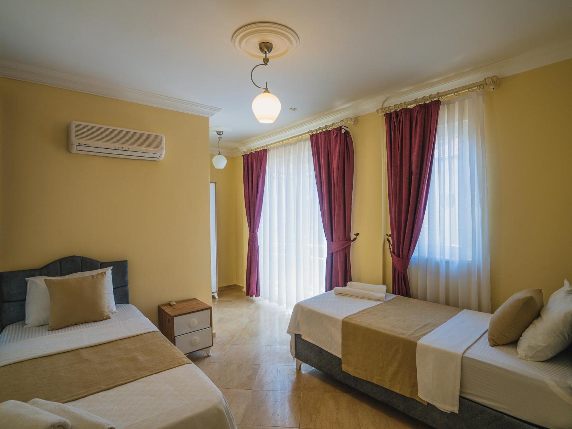Sunset Beach Resort Aqua Lettings Fethiye Exterior photo