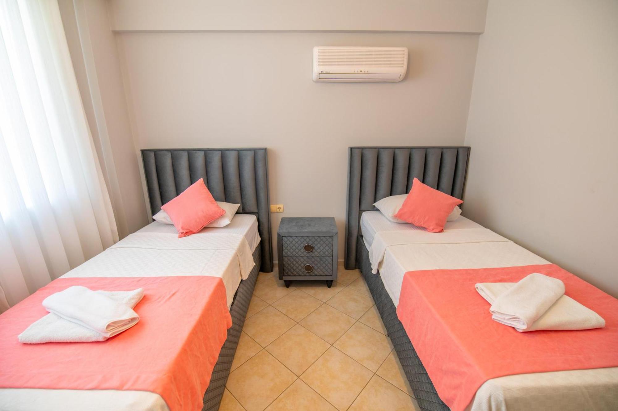 Sunset Beach Resort Aqua Lettings Fethiye Exterior photo