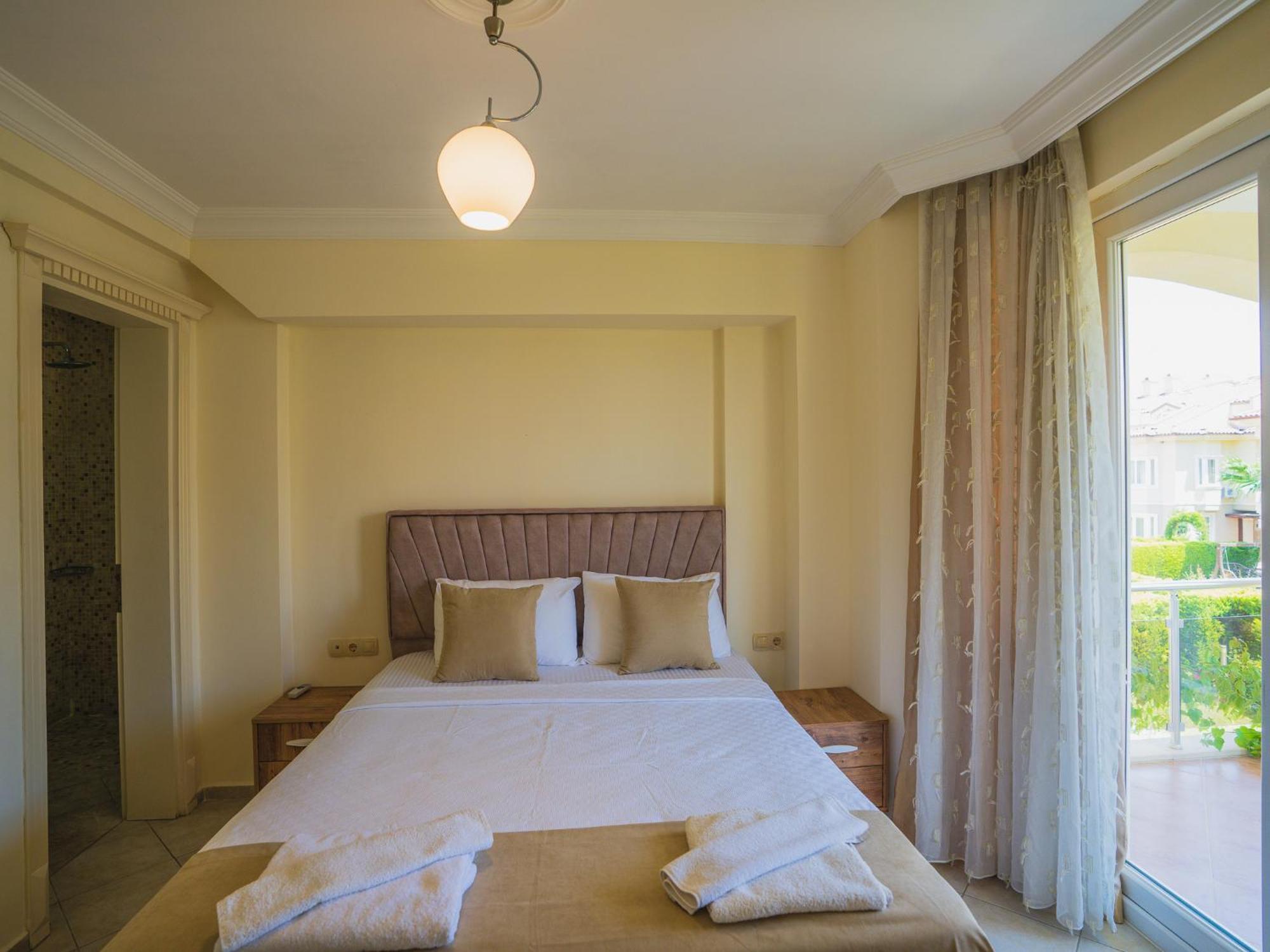 Sunset Beach Resort Aqua Lettings Fethiye Exterior photo