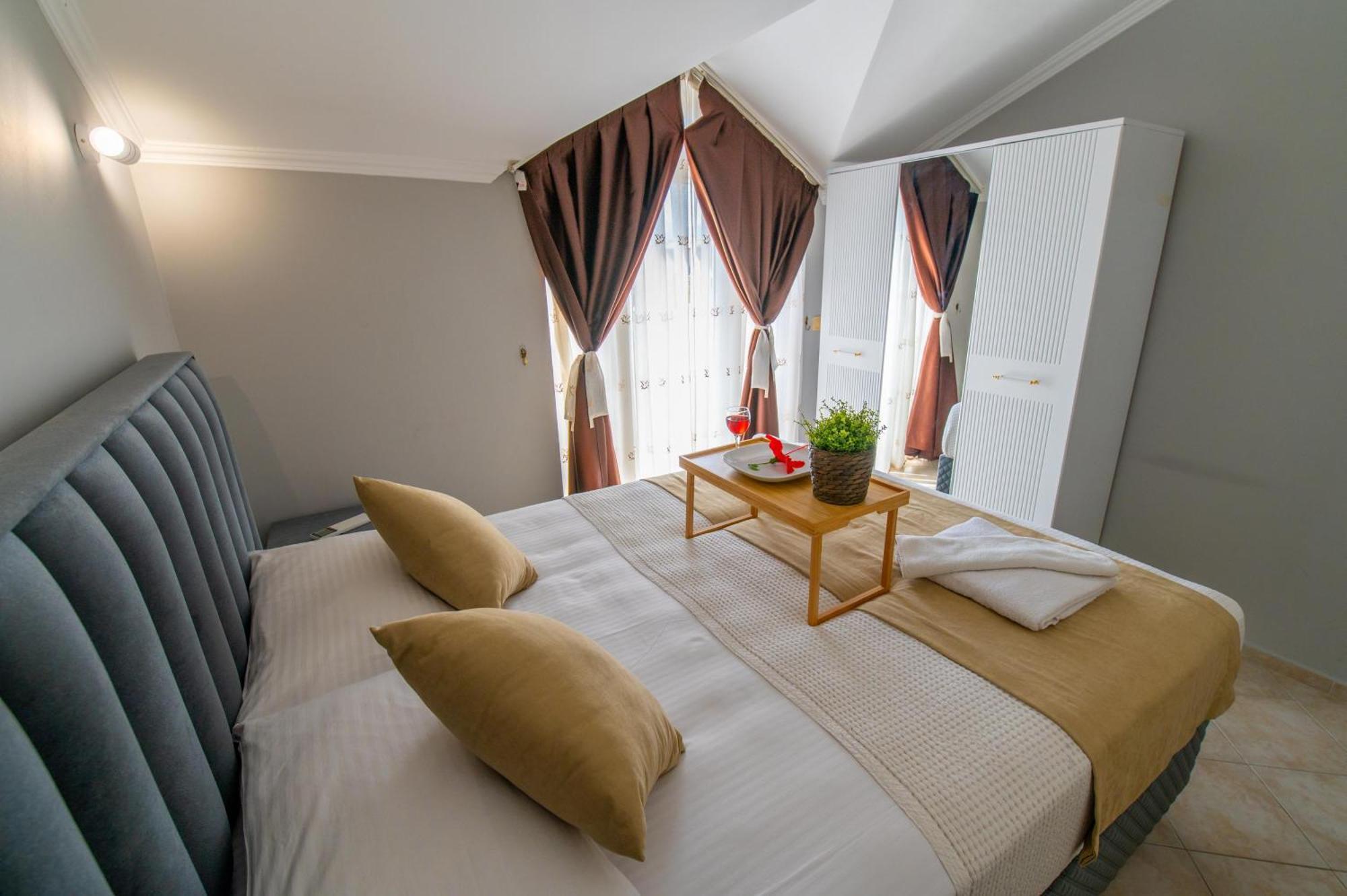 Sunset Beach Resort Aqua Lettings Fethiye Exterior photo