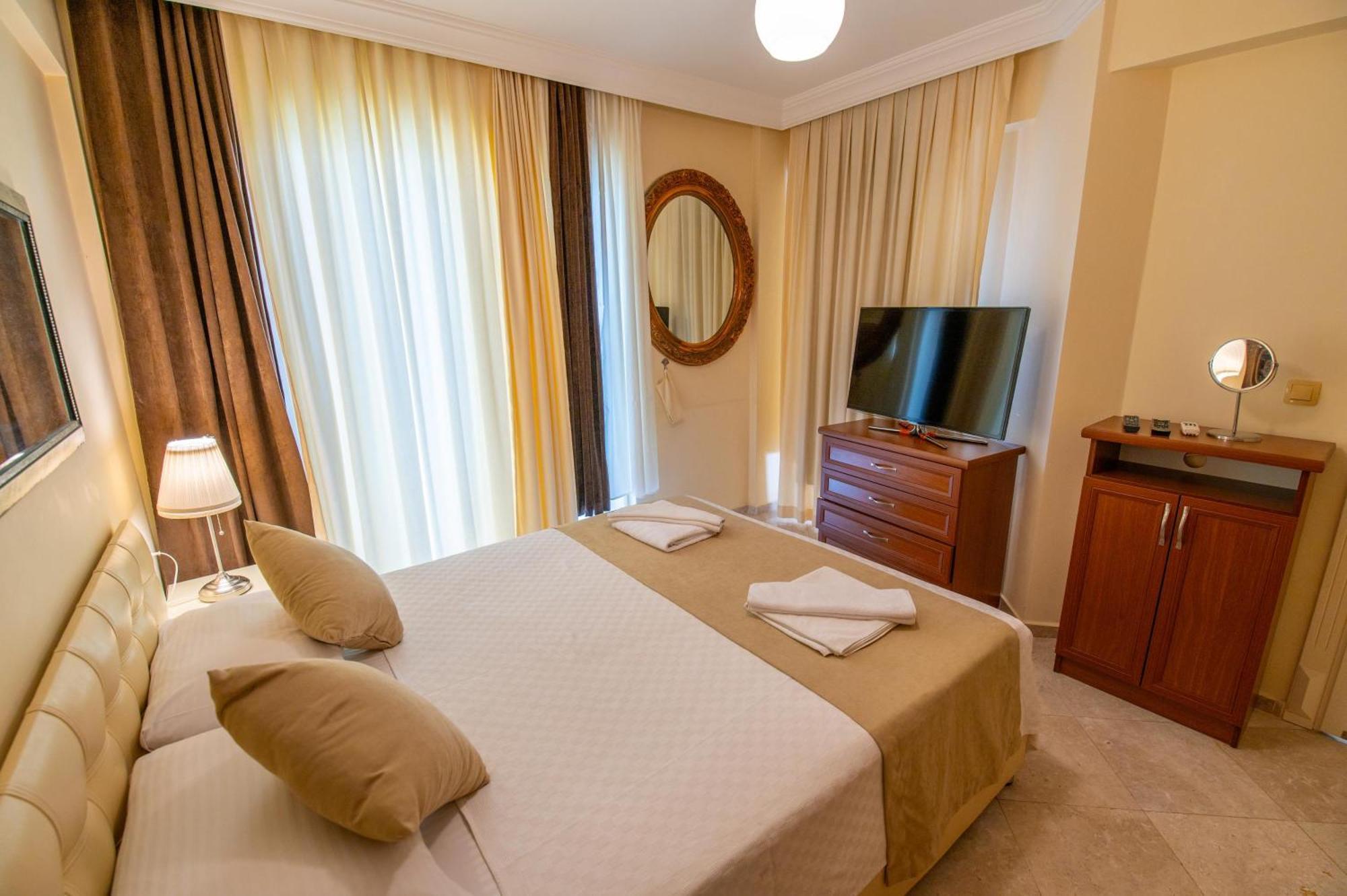 Sunset Beach Resort Aqua Lettings Fethiye Exterior photo