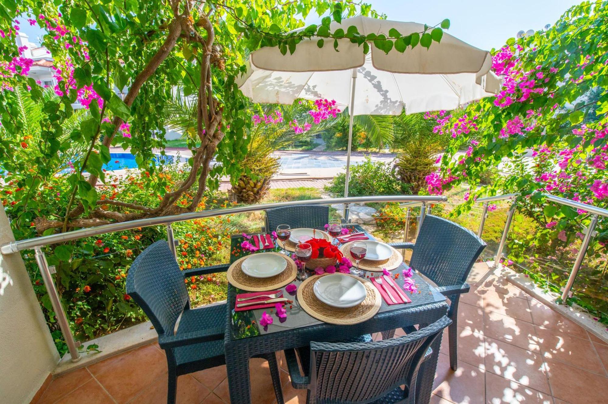 Sunset Beach Resort Aqua Lettings Fethiye Exterior photo