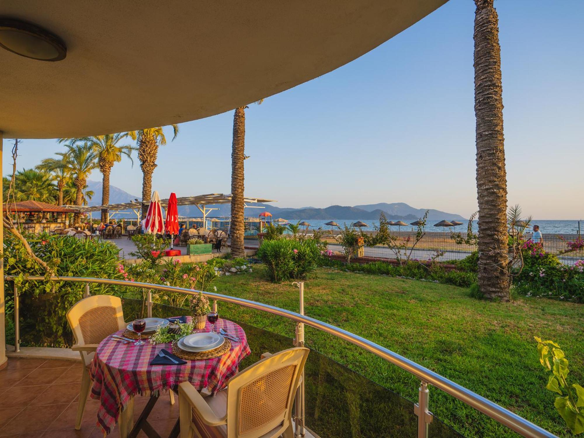 Sunset Beach Resort Aqua Lettings Fethiye Exterior photo