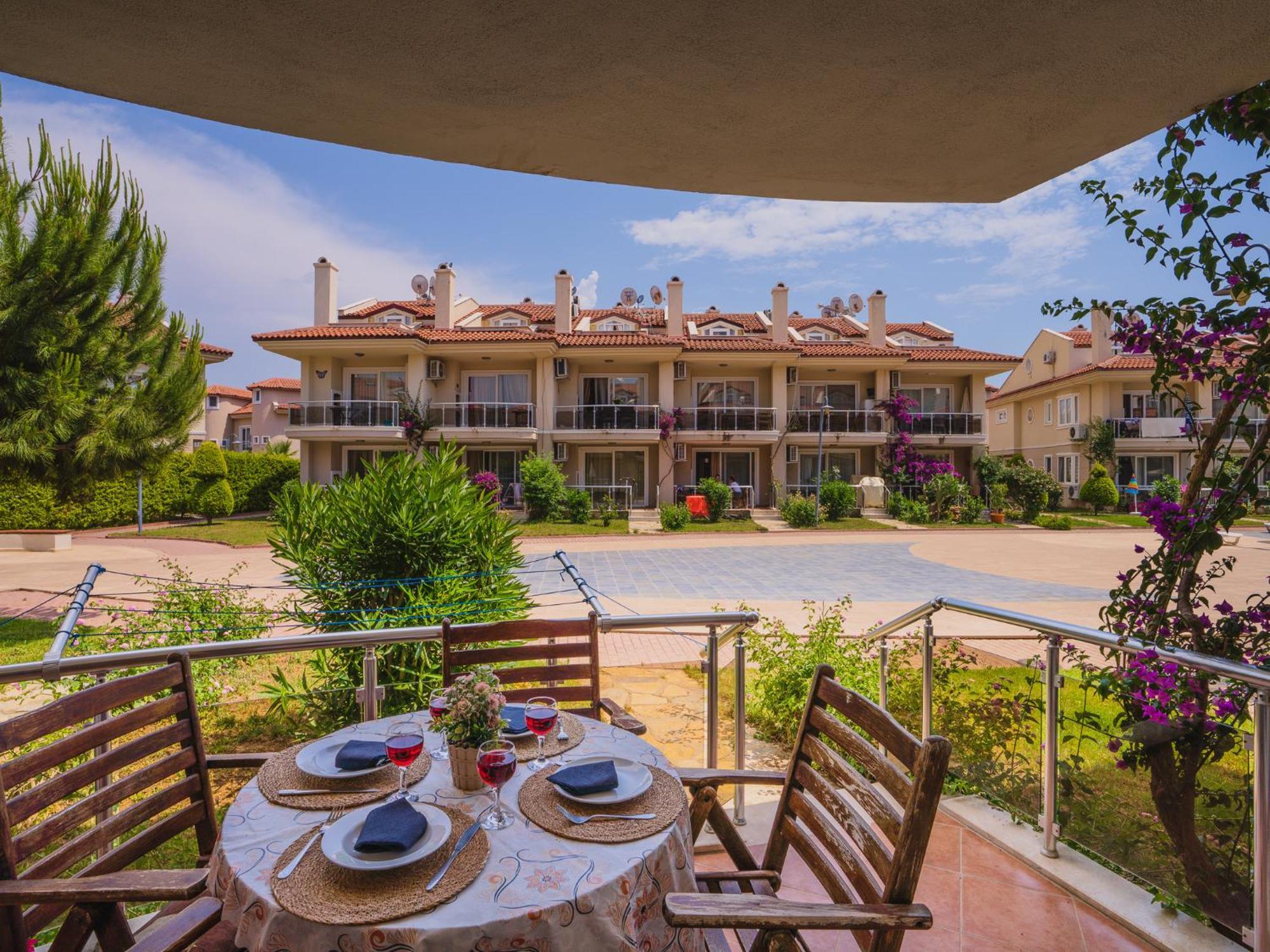 Sunset Beach Resort Aqua Lettings Fethiye Exterior photo